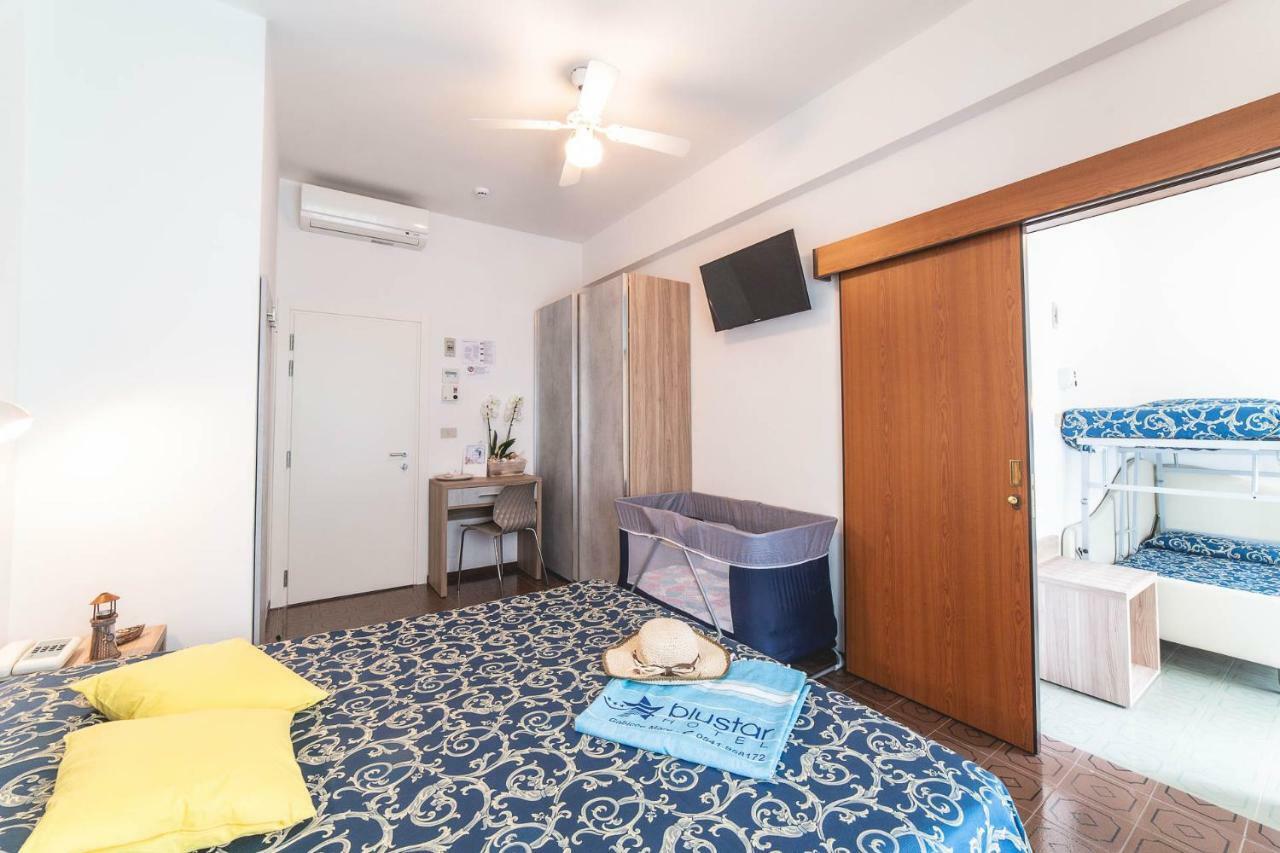 Blu Star Hotel Габиче Маре Екстериор снимка